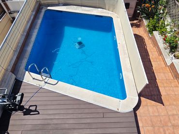 Chalet con balcón en venta en Martinica – Ateneu