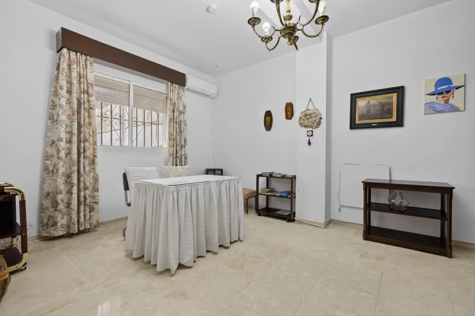 Bedroom of Houses for sale in Sevilla  with Air Conditioner, Terrace and Balcony