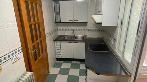 Photo 3 of Flat for sale in Calle Madrilas, El Torreón - Los Ángeles - El Pilar, Ciudad Real Capital
