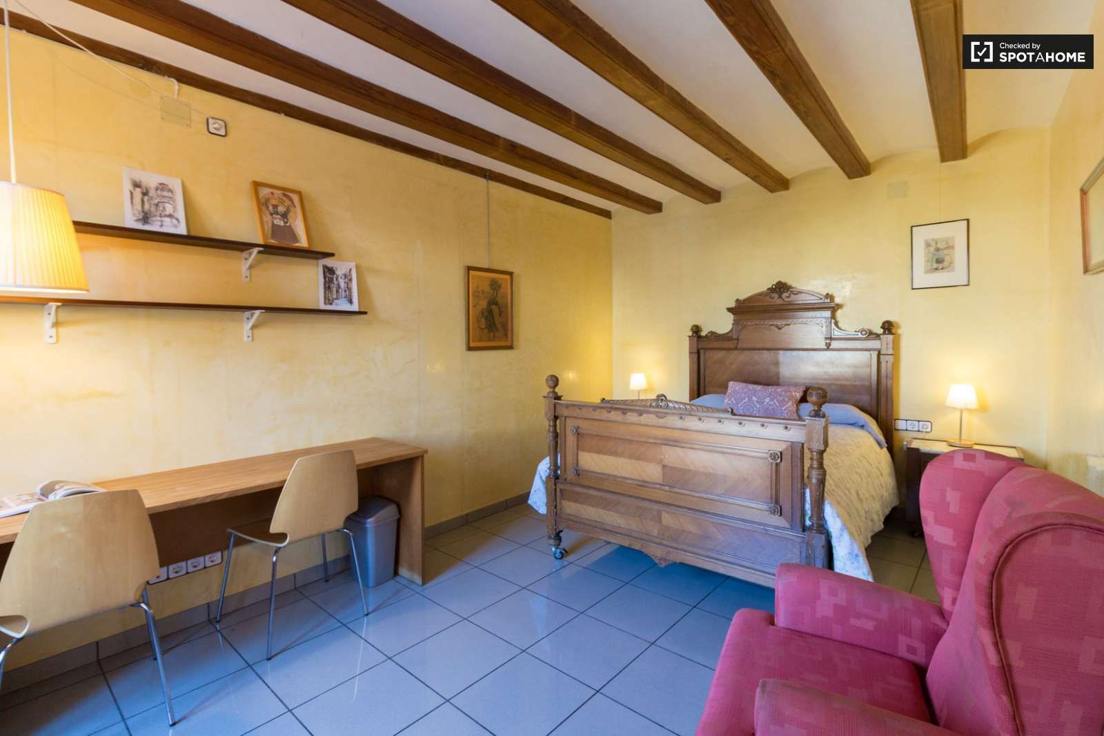 Bedroom of Flat to share in  Barcelona Capital  with Air Conditioner, Heating and Terrace