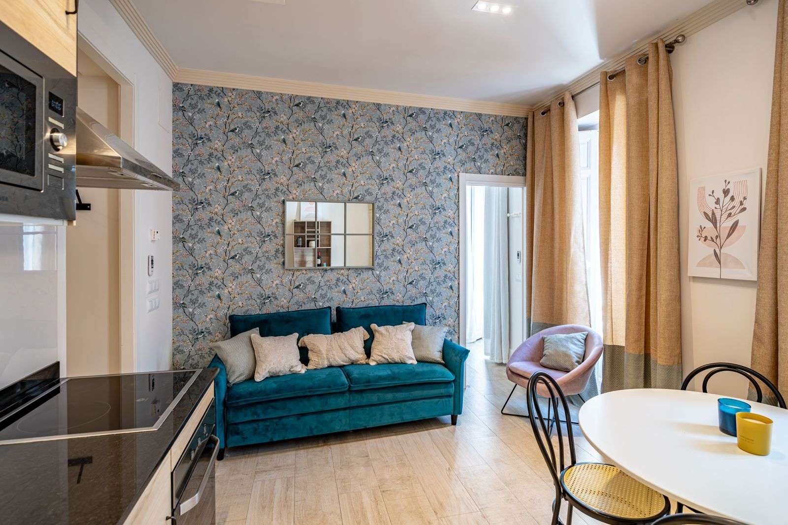 Sala d'estar de Apartament per a compartir en  Madrid Capital amb Aire condicionat, Terrassa i Moblat