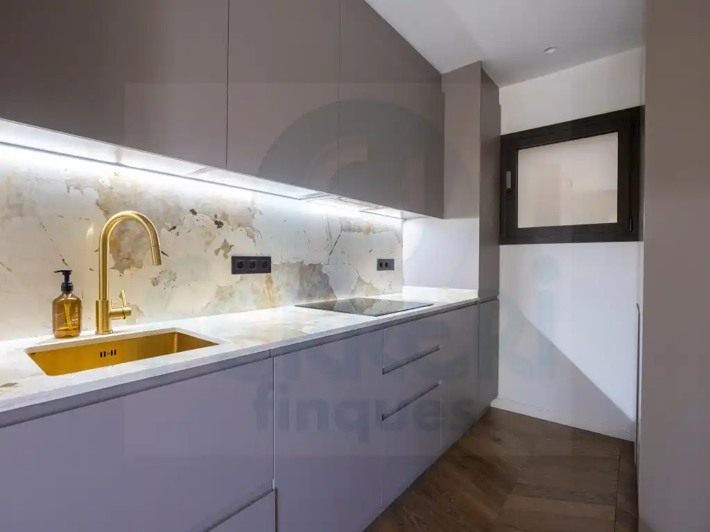 Cocina de Piso en venta en Barcelona