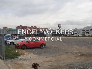 Local comercial de lloguer a Zona Industrial