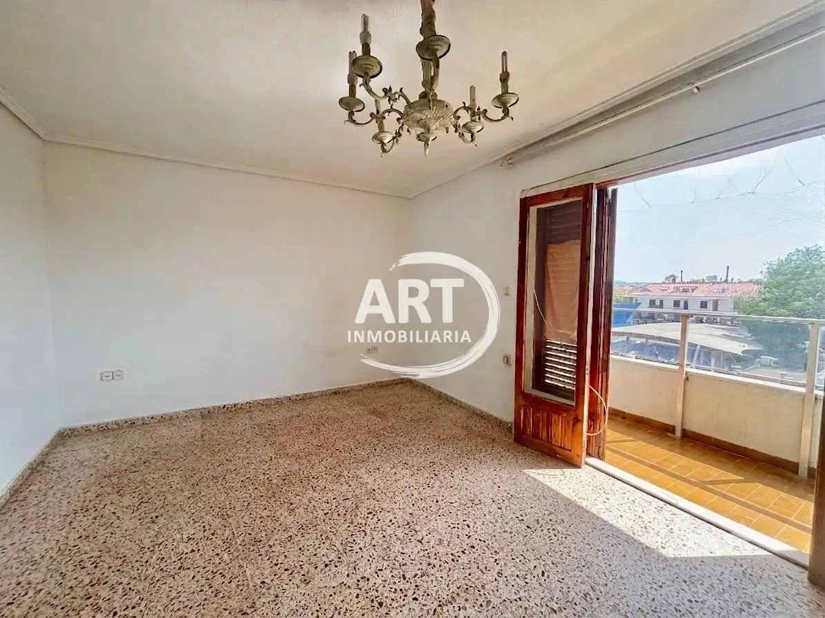 Sala d'estar de Pis en venda en L'Eliana amb Aire condicionat, Calefacció i Terrassa