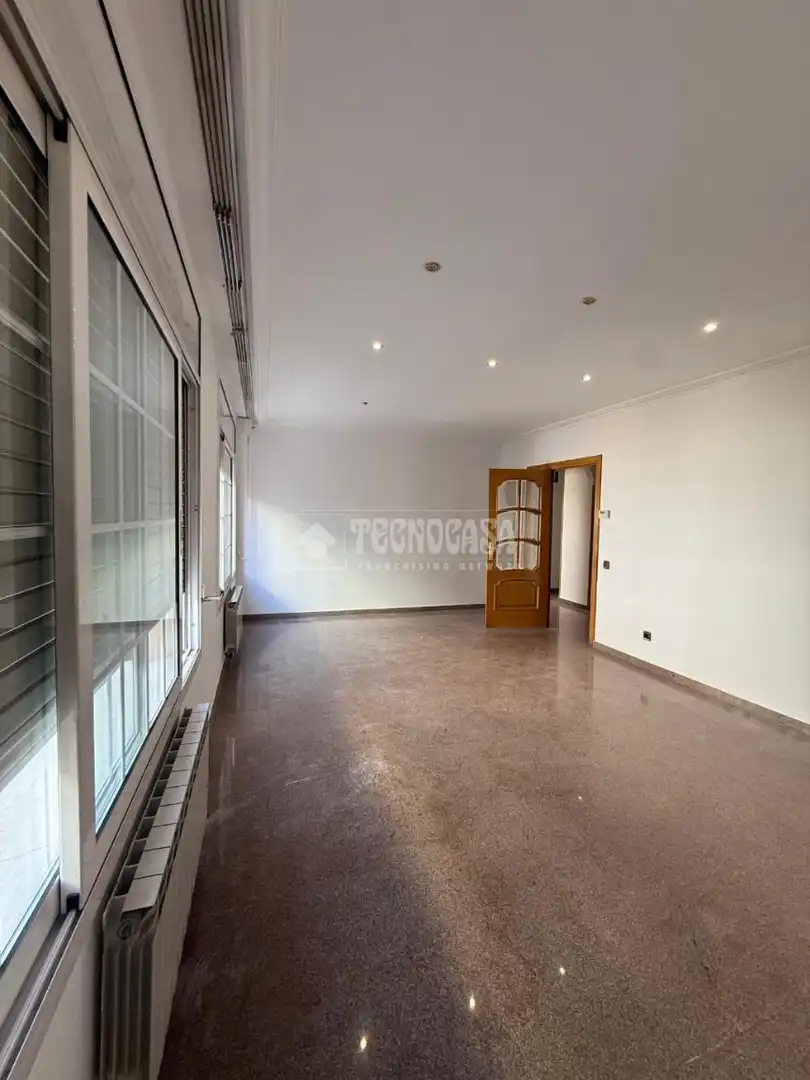 Sala de estar de Casa adosada en venta en Sant Joan Despí