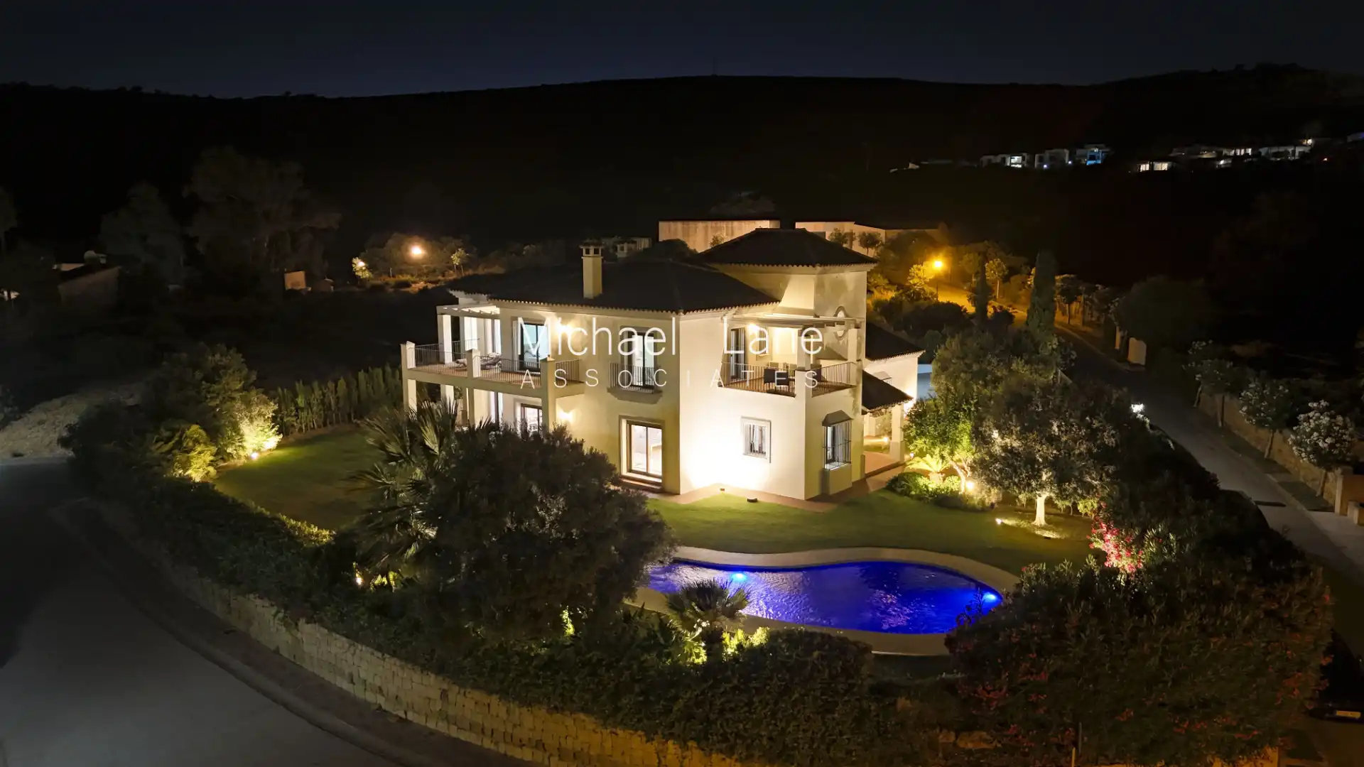 Exterior view of Houses for sale in Sotogrande  with Air Conditioner, Heating and Private garden