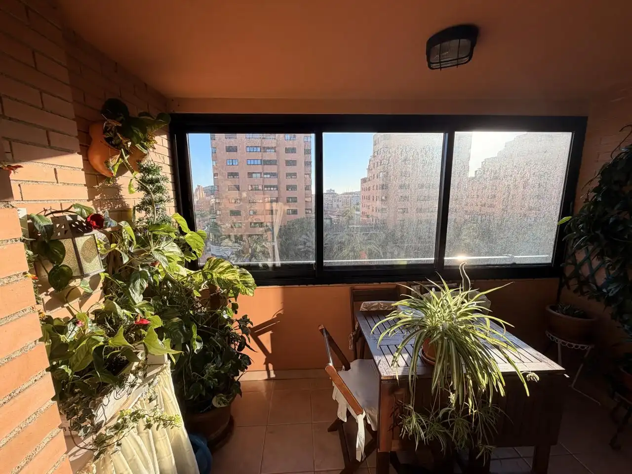 Vista exterior de Piso en venta en Alicante / Alacant con Terraza, Trastero y Piscina comunitaria