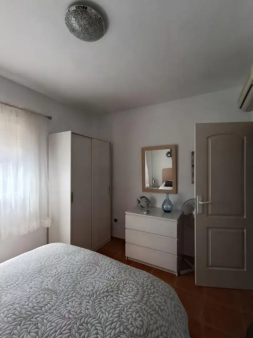 Habitación de Casa o chalet en venta en Cuevas del Almanzora con Aire acondicionado, Calefacción y Jardín privado