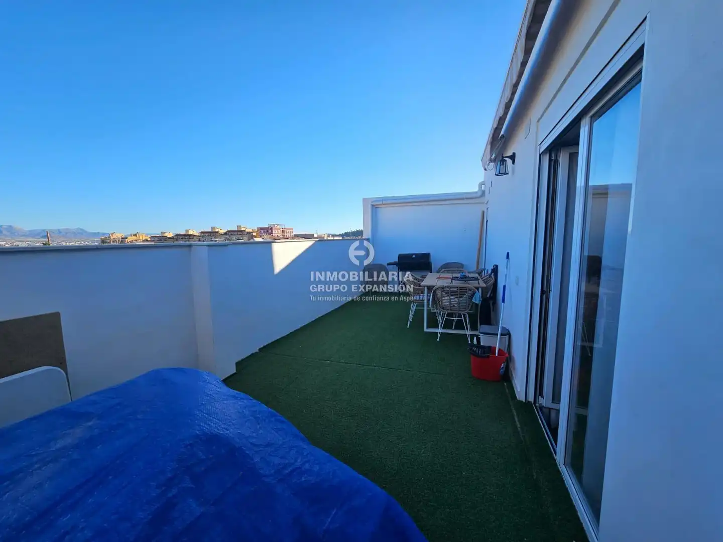 Terraza de Piso en venta en Aspe con Aire acondicionado