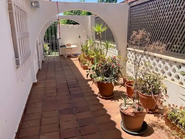 Terrassa de Casa o xalet en venda en Roquetas de Mar amb Aire condicionat, Calefacció i Jardí privat