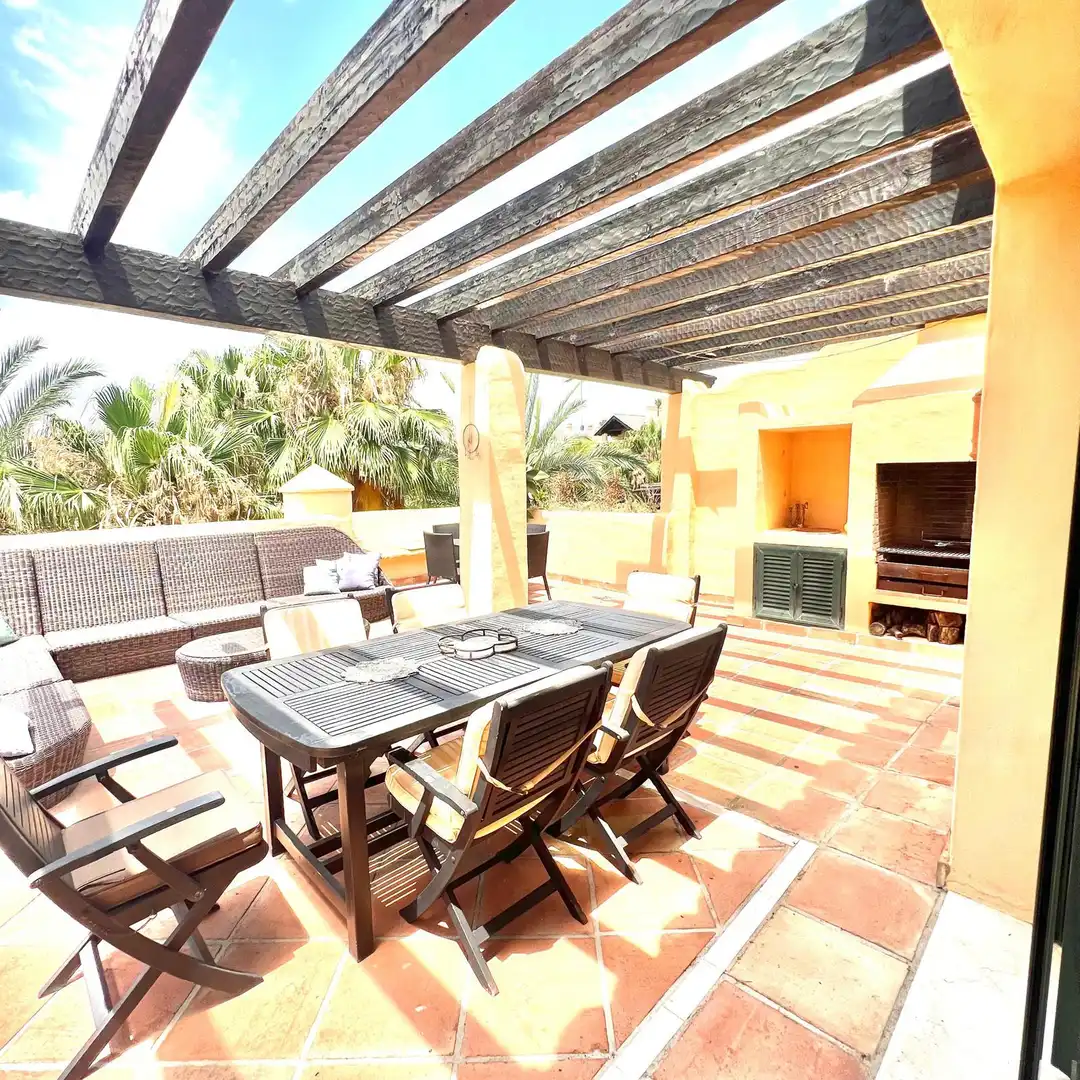 Terrasse von Dachboden zur Miete in Estepona mit Klimaanlage, Terrasse und Schwimmbad