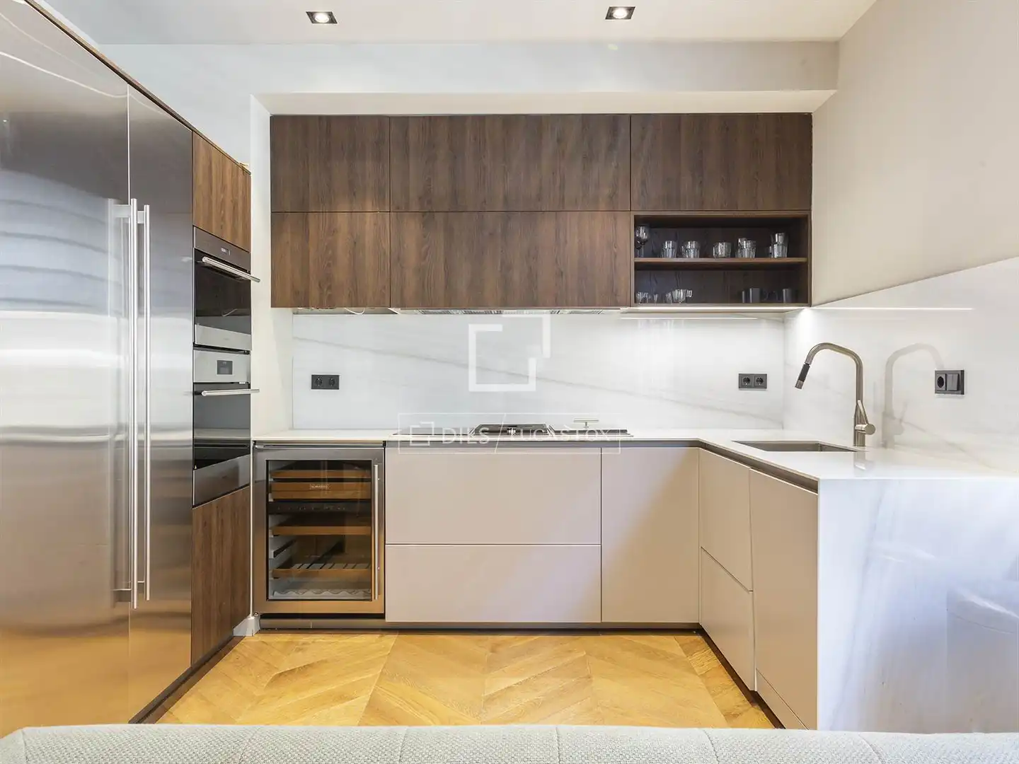 Kitchen of Flat for sale in Barcelona  with Air Conditioner, Heating and Parquet flooring