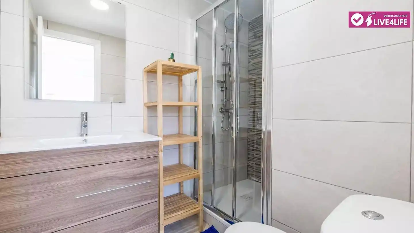 Study for rent in Felipe Salvador, Aiora