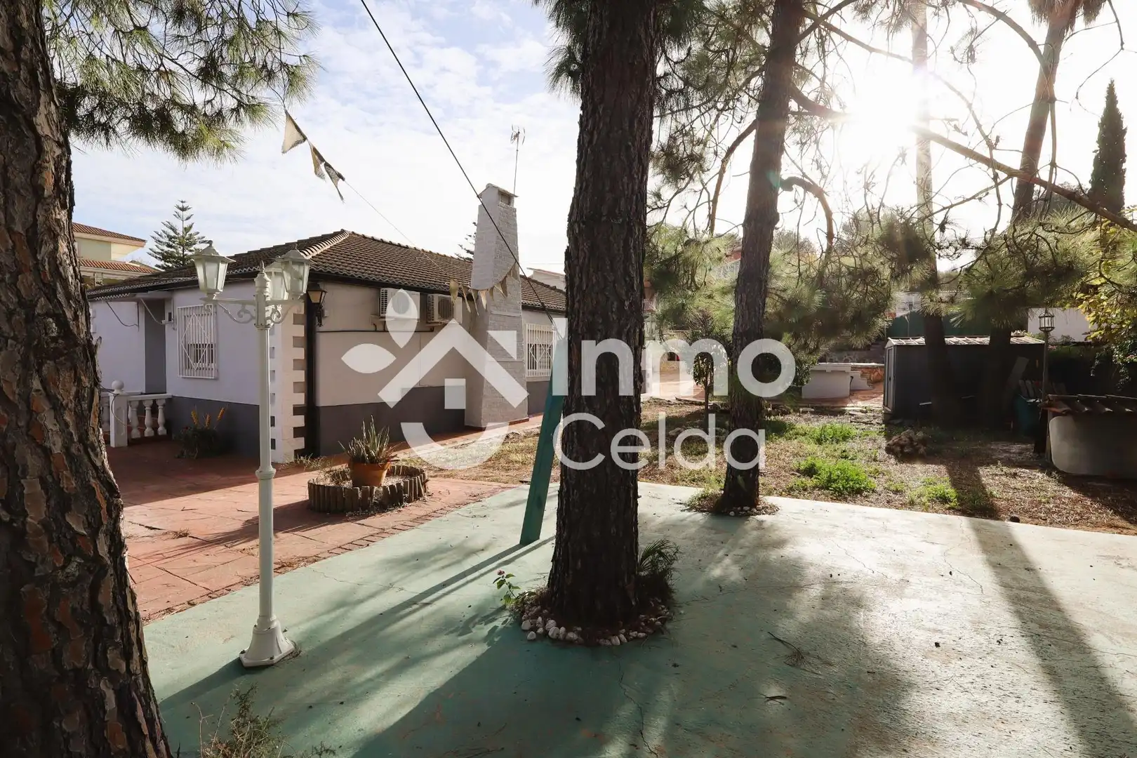 Vista exterior de Casa o chalet en venta en Chiva con Aire acondicionado, Calefacción y Jardín privado