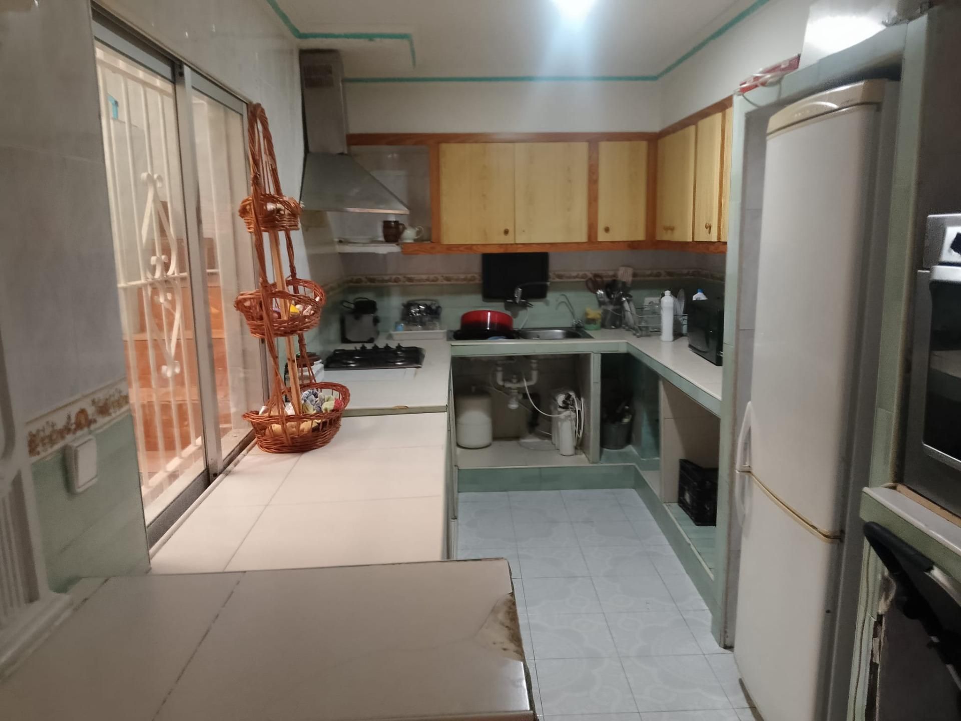 Cuina de Casa adosada en venda en Alicante / Alacant amb Terrassa