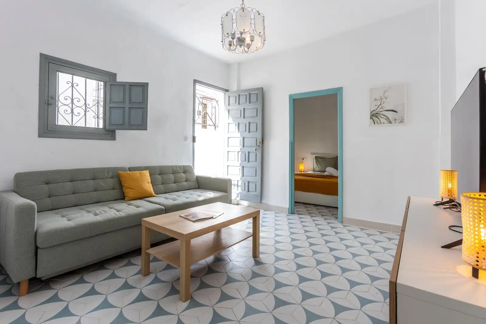 Sala d'estar de Casa o xalet de lloguer en Salobreña amb Aire condicionat, Terrassa i Moblat