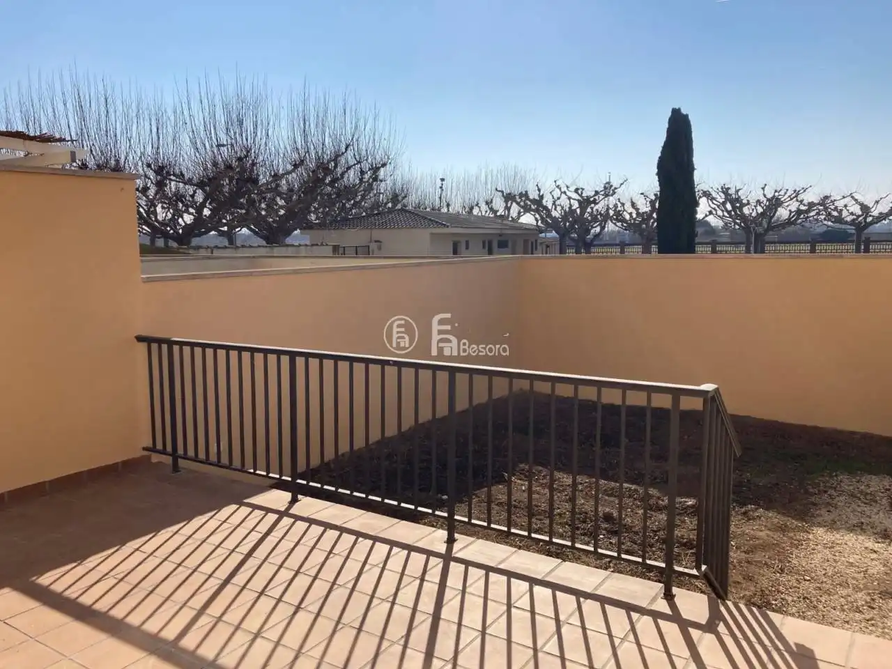 Casa adosada en venda a Camino Estació, El Poal