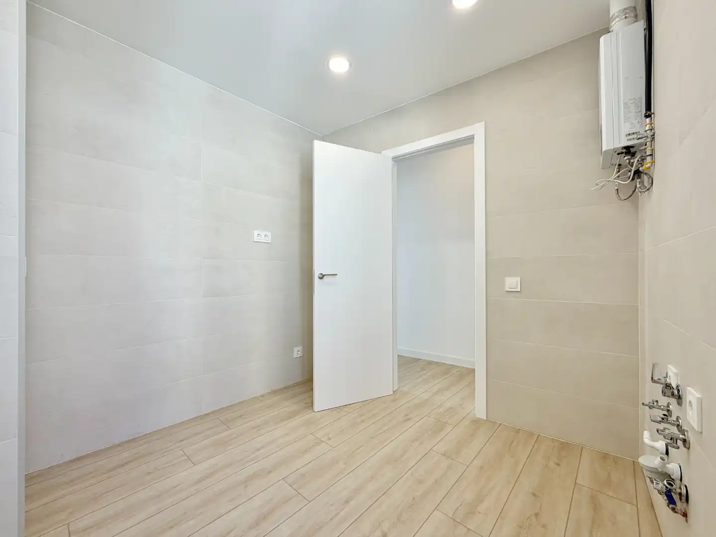 Attic for sale in Madrid  with Heating, Terrace and Alarm