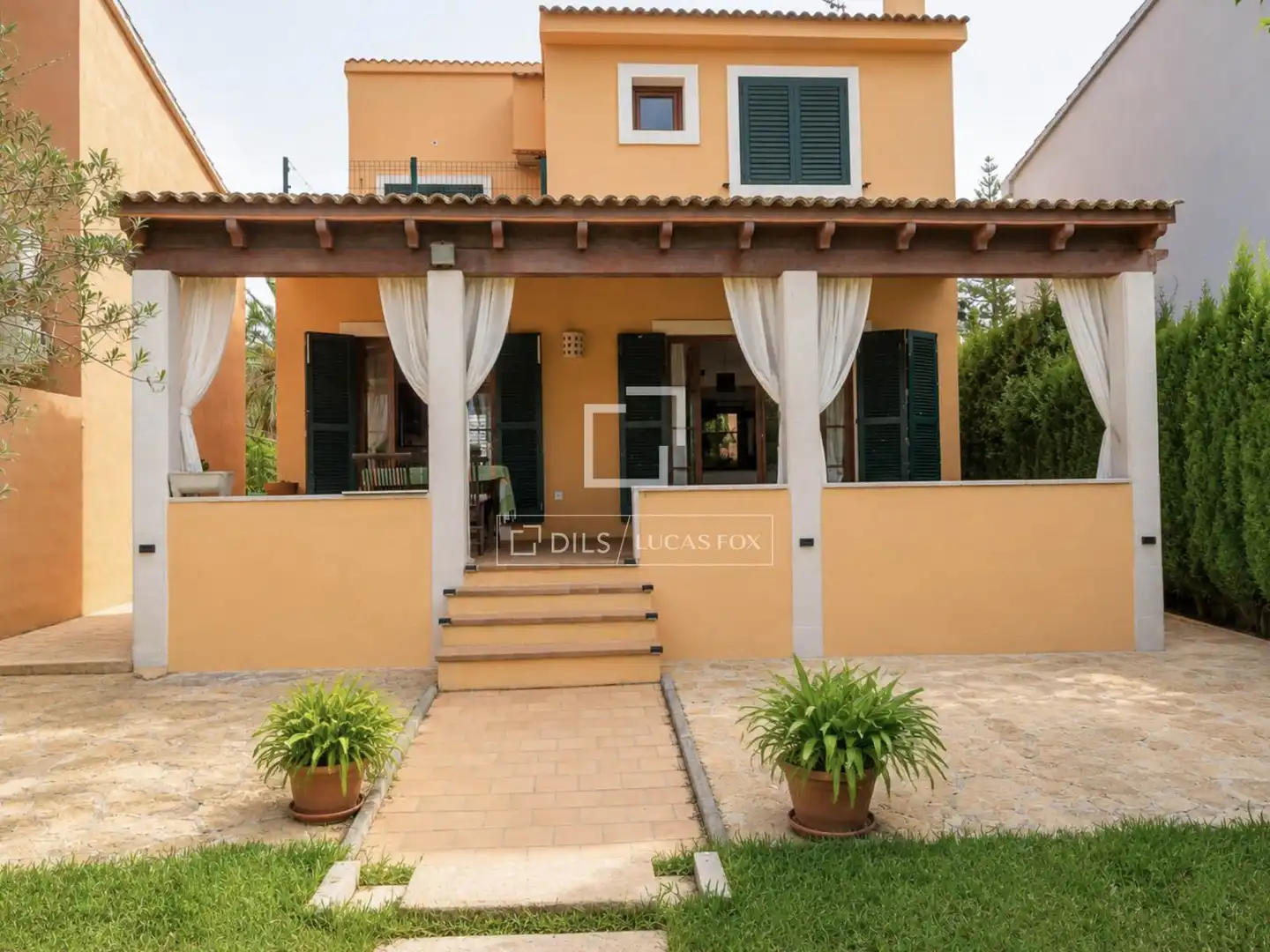 Vista exterior de Casa o xalet de lloguer en Llucmajor amb Aire condicionat, Calefacció i Jardí privat