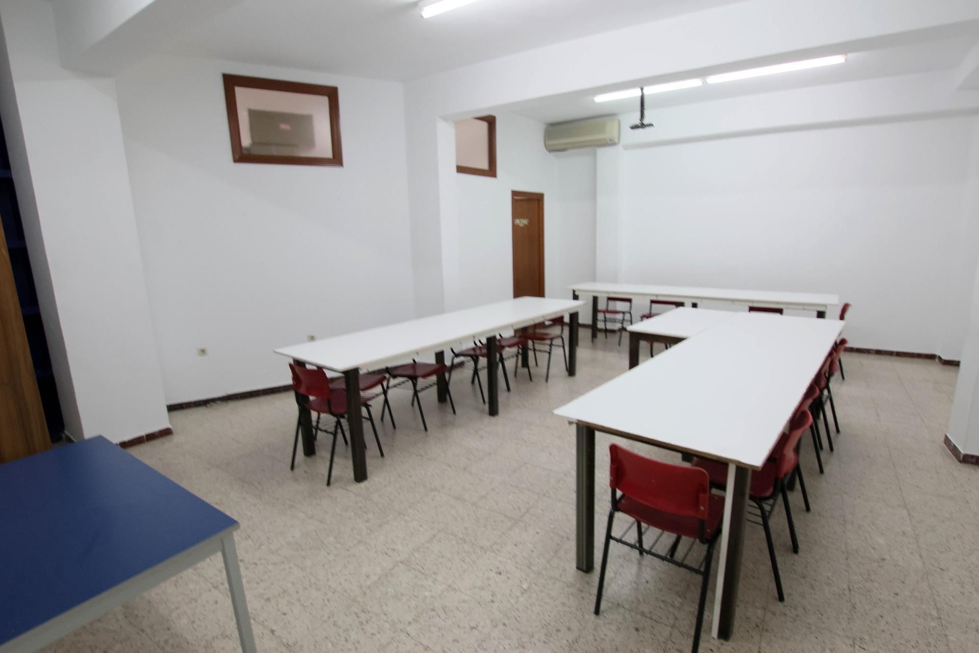 Local de lloguer en Montijo