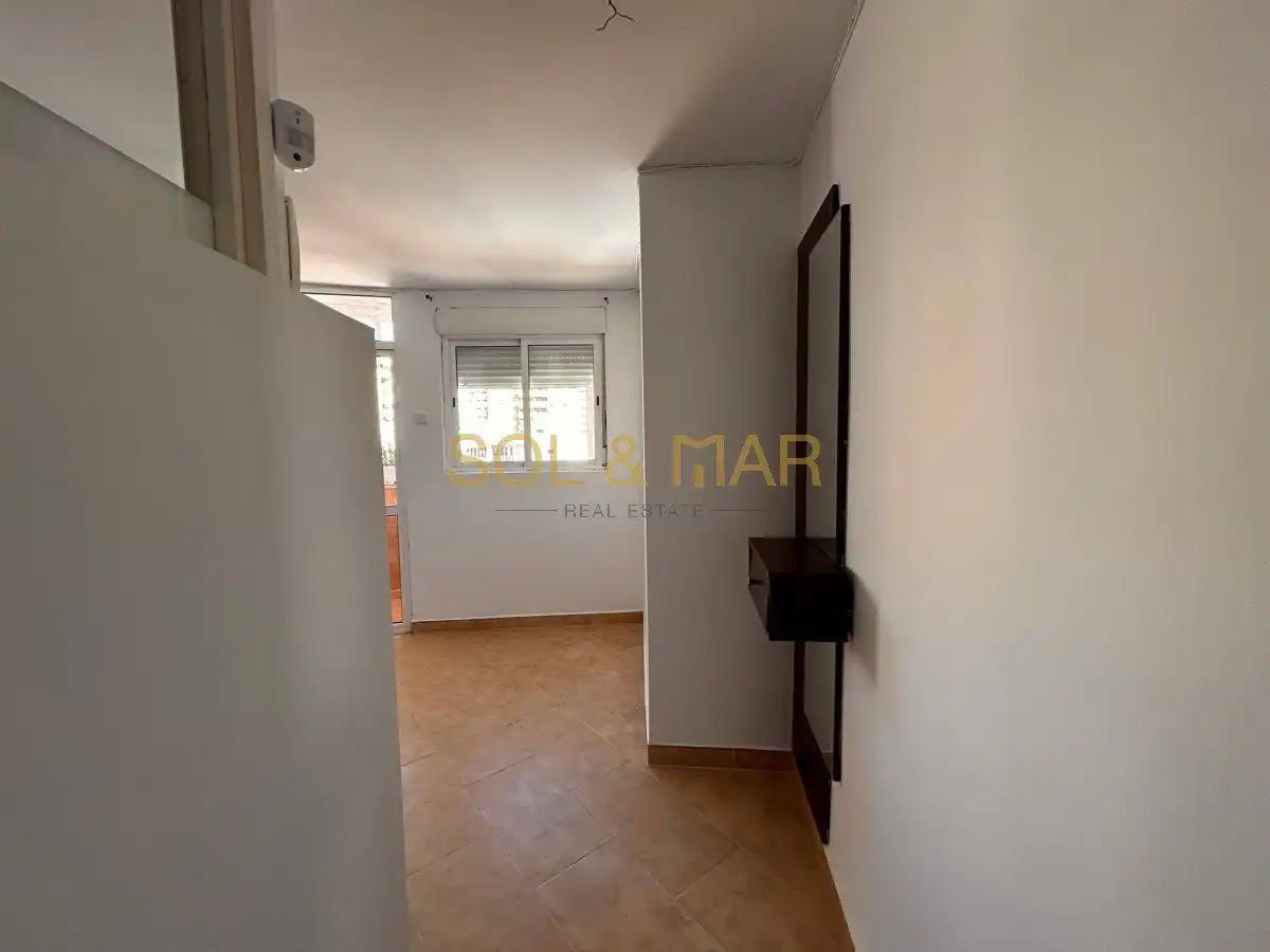 Wohnung zum Verkauf in Torremolinos mit Klimaanlage, Heizung und Terrasse
