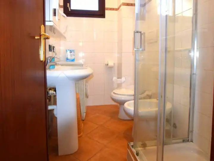 Baño de Piso en venta en El Puerto de Santa María con Aire acondicionado y Terraza