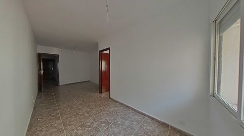 Foto 4 de Piso en venta en Pj Salzereda, Riu Sud, Santa Coloma de Gramenet