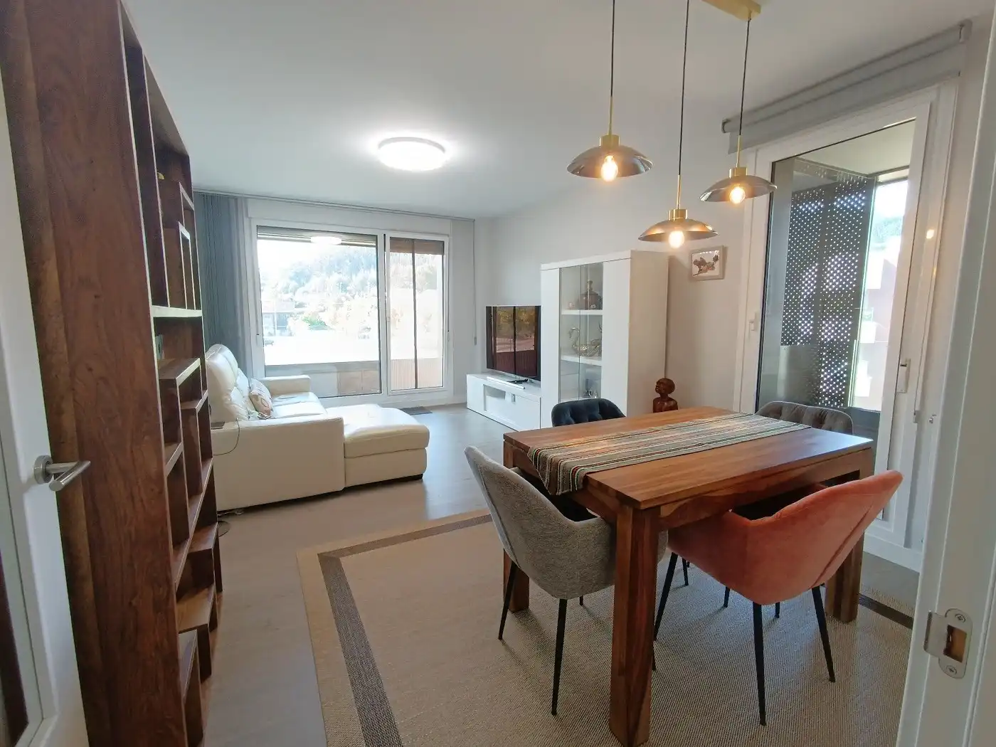 Sala de estar de Piso en venta en Urduliz con Jardín privado, Terraza y Amueblado