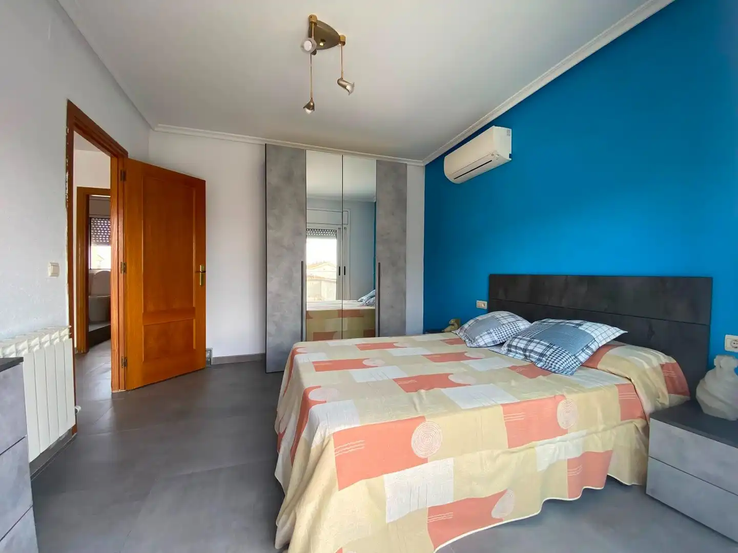 Dormitori de Casa o xalet en venda en Esparreguera amb Jardí privat, Terrassa i Balcó