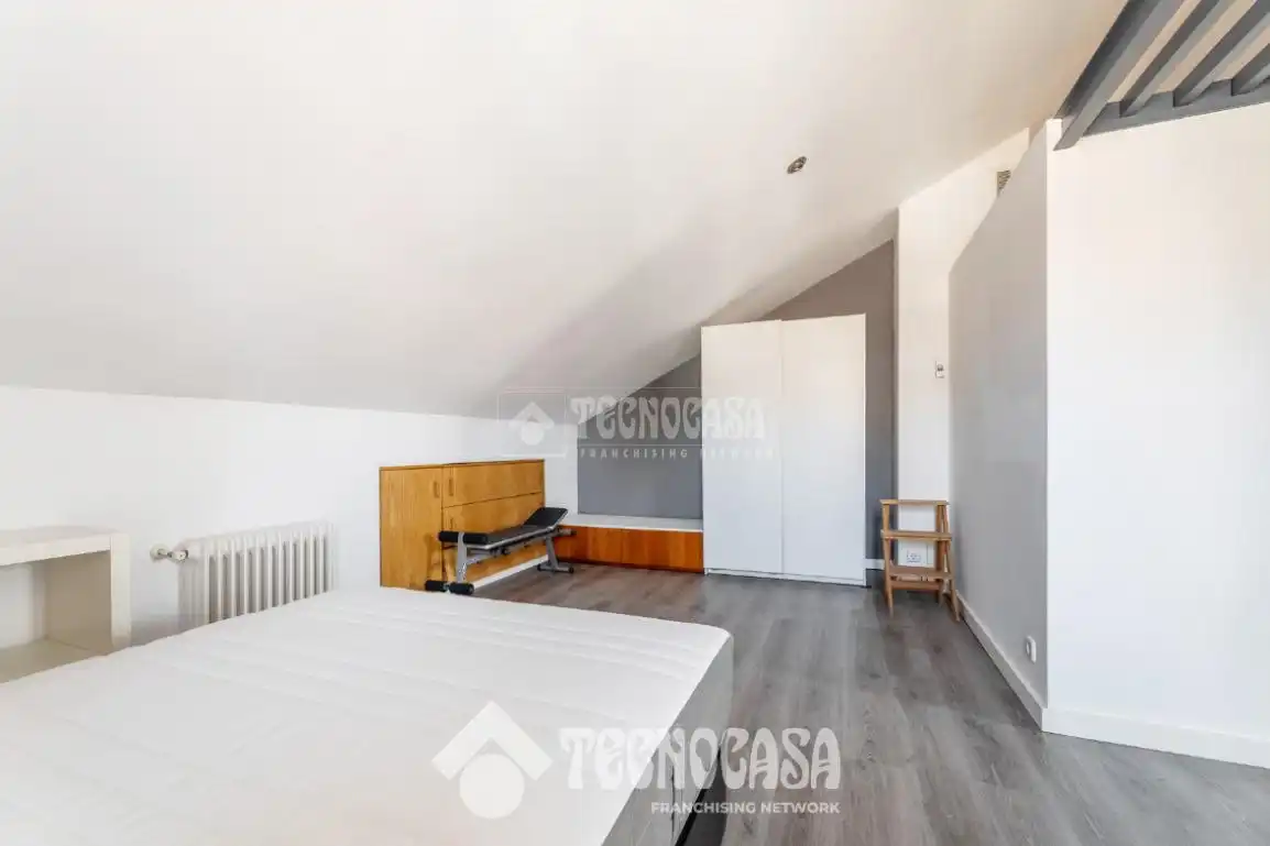 Dormitori de Casa adosada en venda en Majadahonda amb Calefacció, Jardí privat i Terrassa