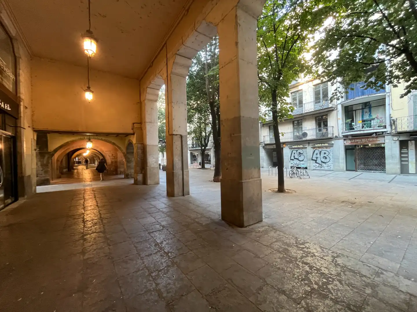 Außenansicht von Geschaftsraum zur Miete in Girona
