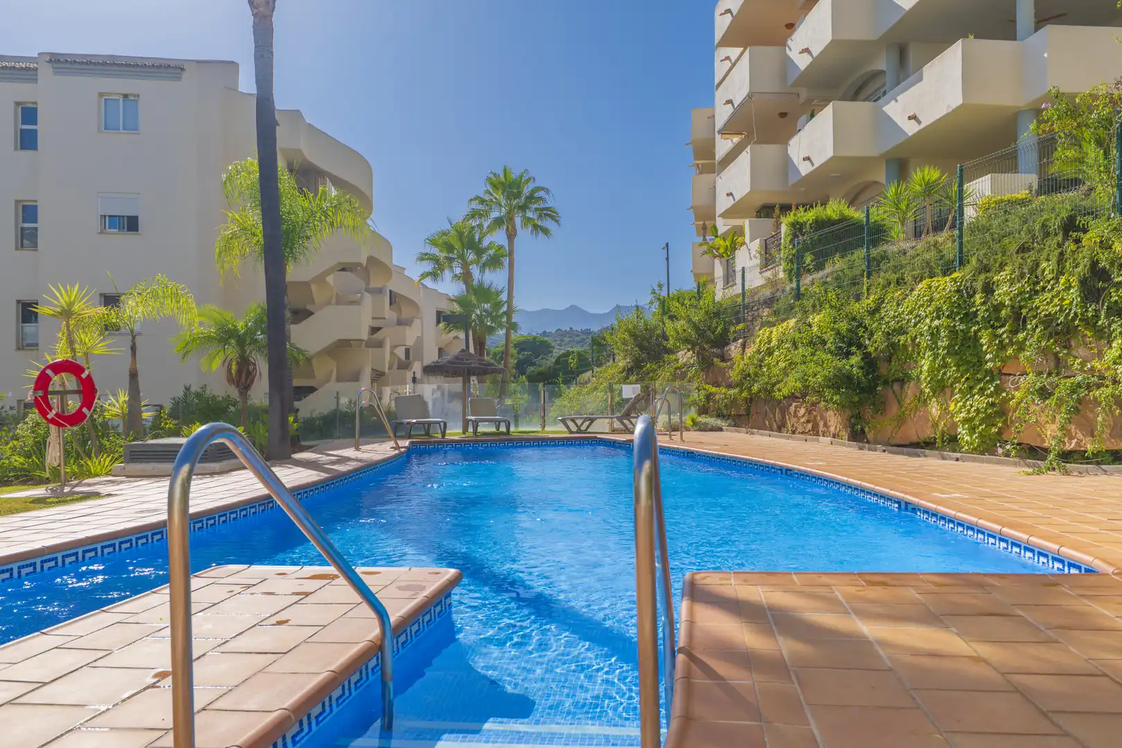 Swimming pool of Apartments for sale in Marbella  with Air Conditioner, Heating and Terrace