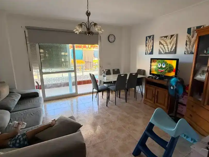 Sala d'estar de Pis en venda en San Bernabé