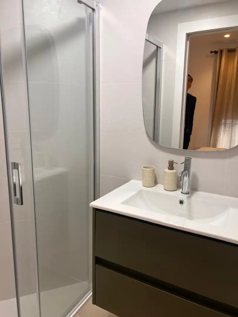 Bathroom of Apartments for rent in Ronda  with Furnished