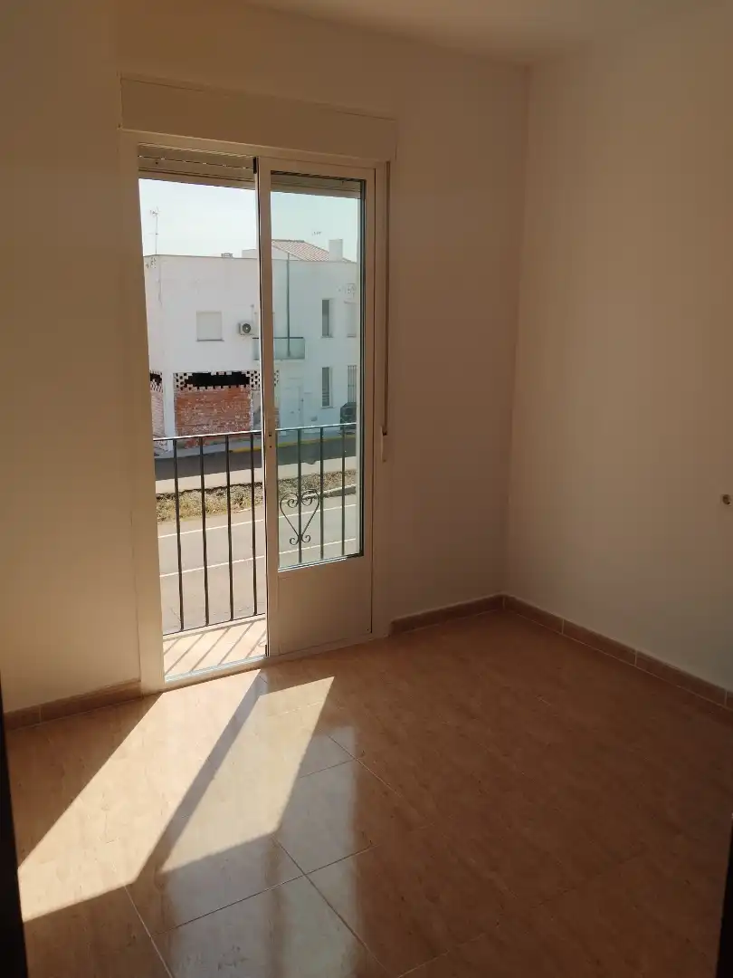 Habitación de Casa adosada en venta en La Albuera con Balcón