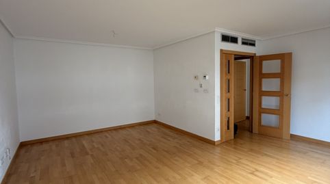 Foto 3 de Piso en venta en Logroño - Emilia Pardo Bazan, El Campillo - Norte, Logroño