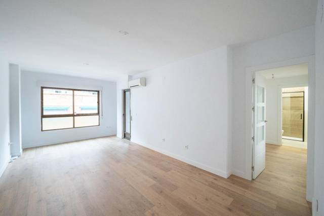 Piso en Venta en Calle de Manuel de Falla en Fígares