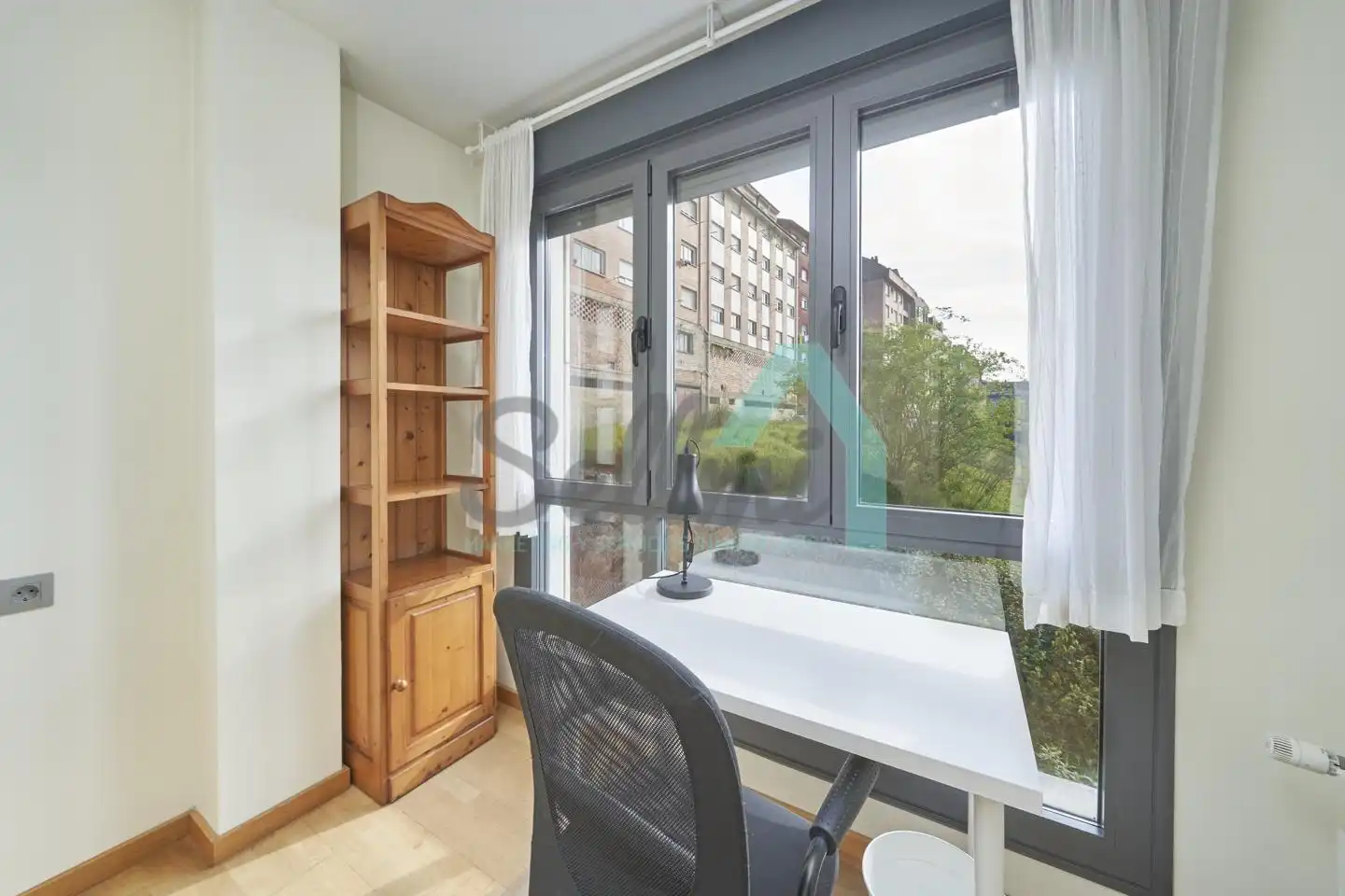 Bedroom of Flat for rent in Oviedo   with Heating and Furnished