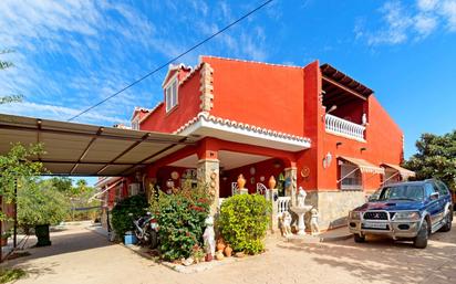 Vista exterior de Casa o xalet en venda en Cártama amb Aire condicionat, Terrassa i Piscina