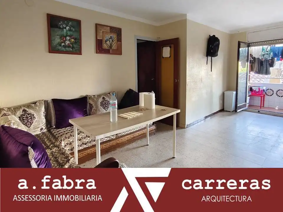 Flat with terrace for sale in Rambla Josep Tarradellas