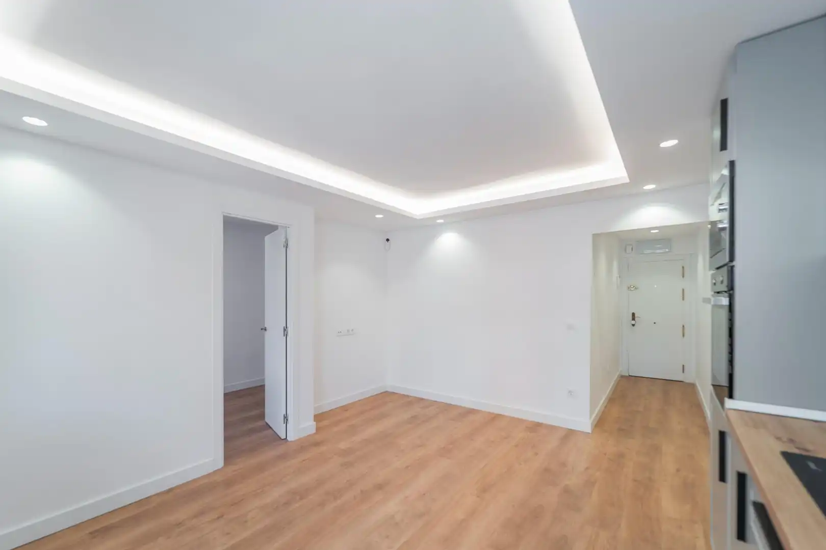 Piso en venta en Móstoles con Calefacción, Terraza y Balcón