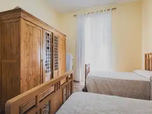 Dormitori de Finca rústica en venda en Badajoz amb Jardí privat, Terrassa i Piscina