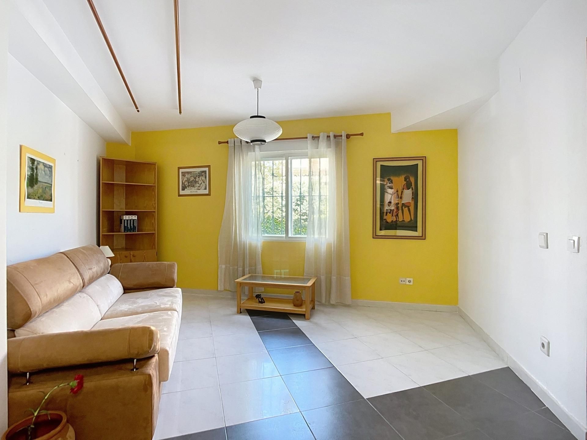 Sala d'estar de Pis en venda en Colmenarejo amb Calefacció