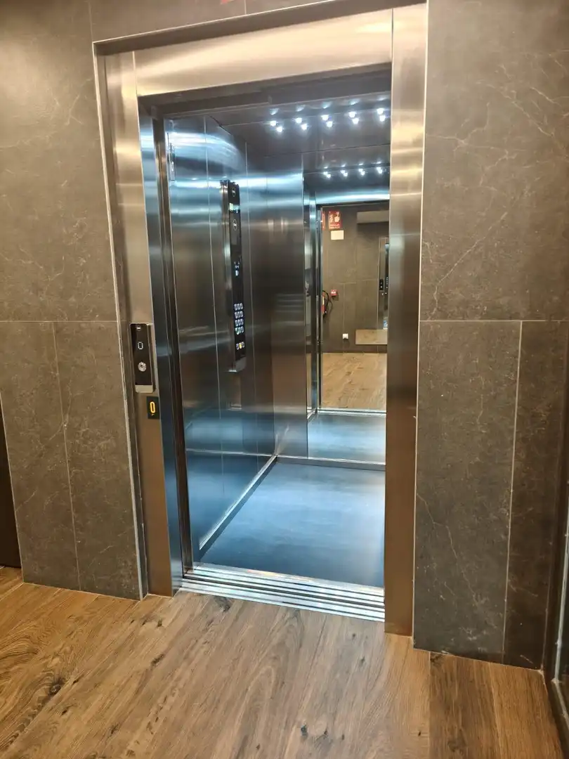 Pis en venda en Madrid amb Aire condicionat, Calefacció i Terrassa
