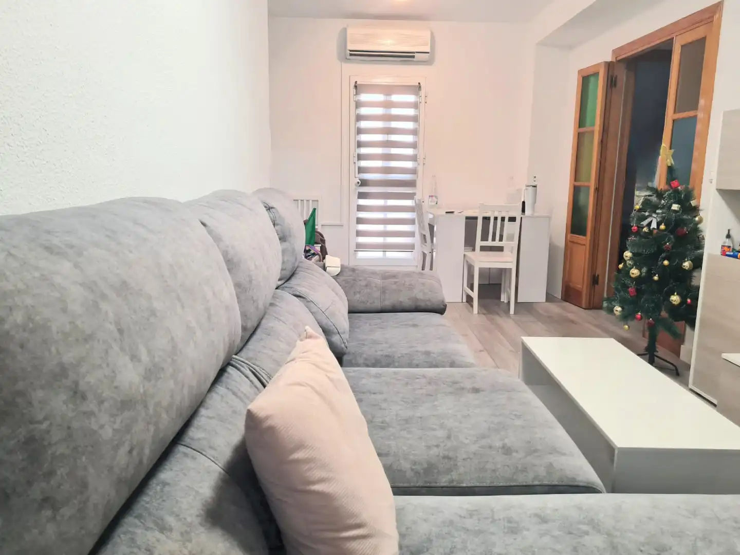 Living room of Flat for sale in Sevilla  with Air Conditioner