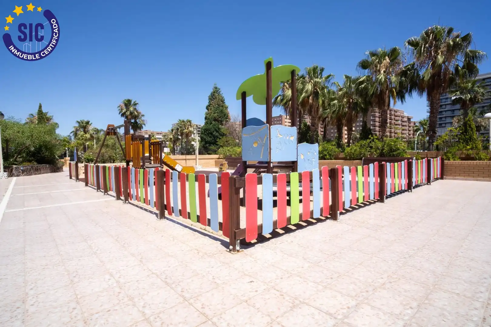Vista exterior de Apartament en venda en Oropesa del Mar / Orpesa amb Jardí privat, Terrassa i Traster