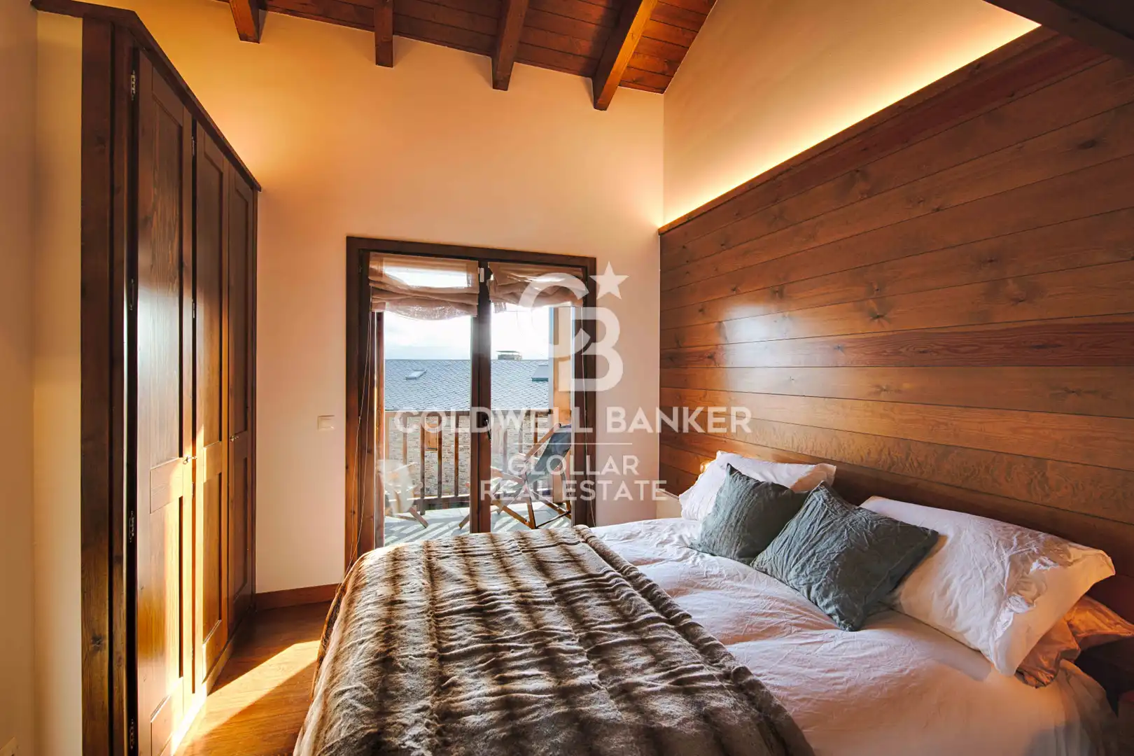 Exterior view of Duplexes for sale in Guils de Cerdanya  with Heating, Parquet flooring and Terrace