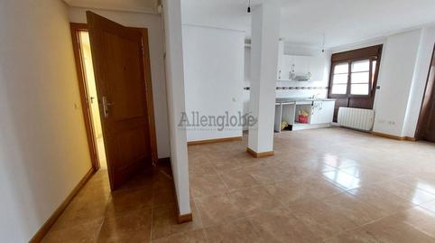 Foto 5 de Apartament en venda a Aller, Asturias