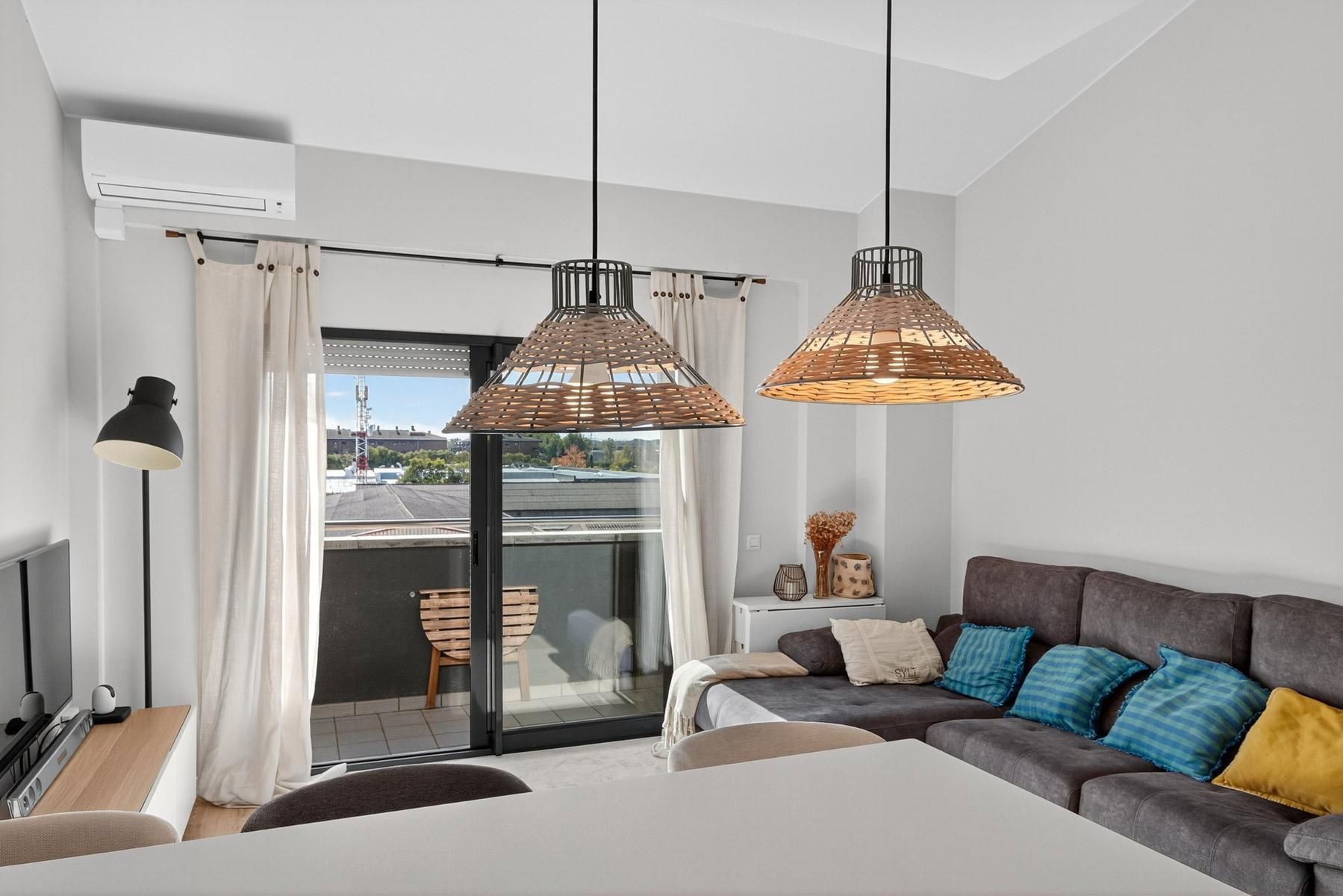 Sala d'estar de Dúplex en venda en Girona Capital amb Aire condicionat, Calefacció i Balcó