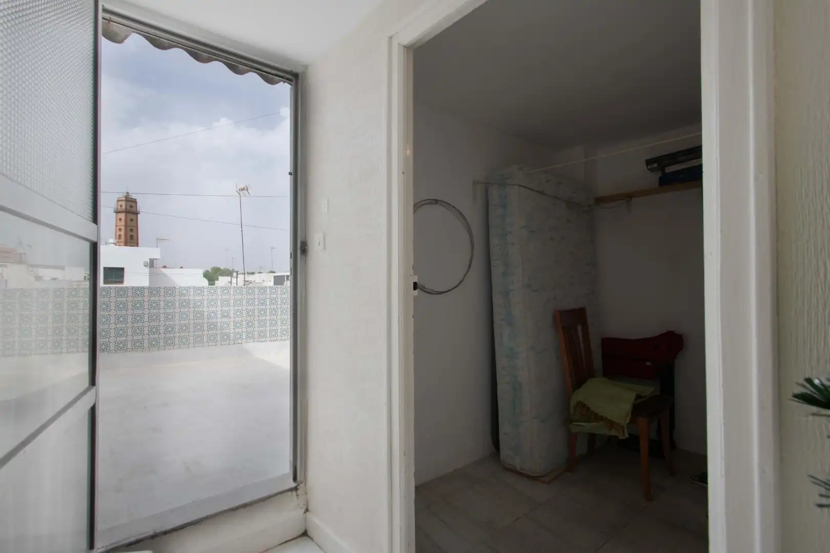 Haus oder Chalet zum Verkauf in Sevilla mit Klimaanlage, Terrasse und Abstellraum